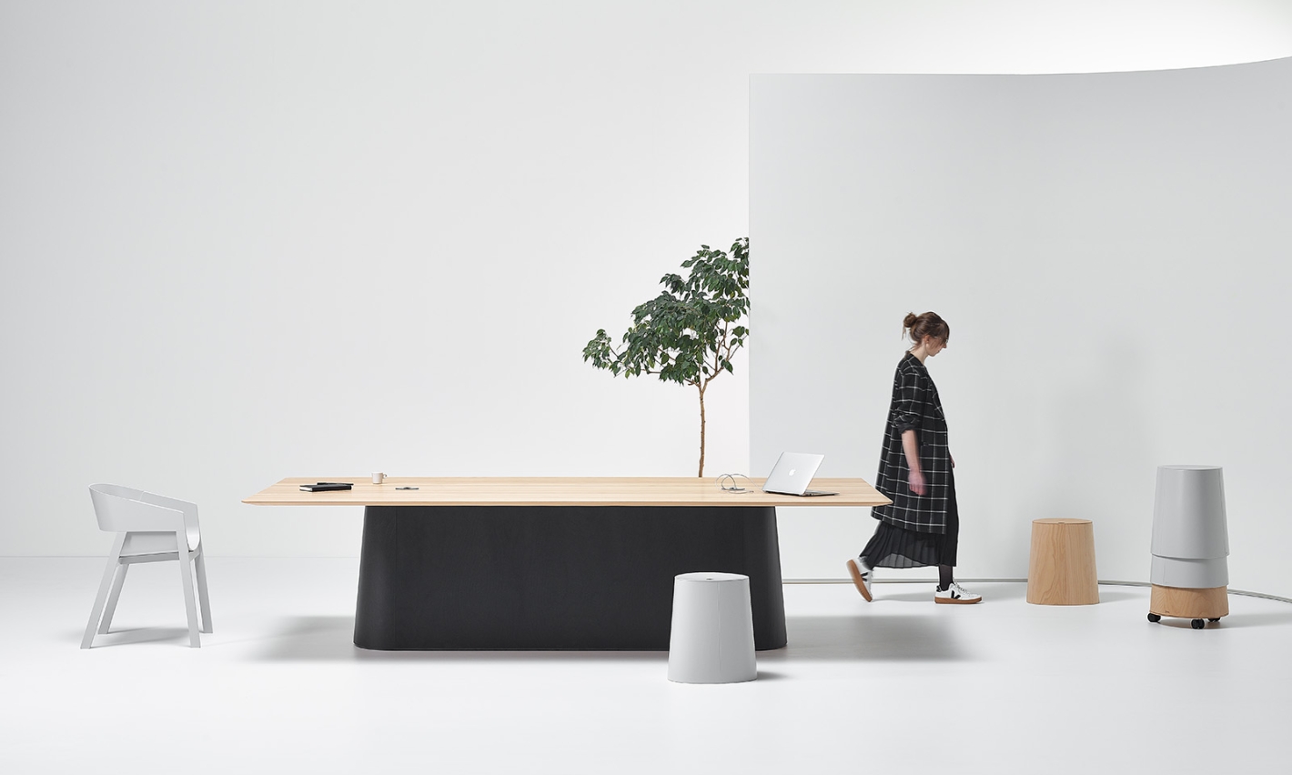 P.O.V. 467_beech table top_base B123_lacquer_150x300cm_chamfer edge_P.O.V. stools beech natural oil_P.O.V. stools beech B49_Merano armchair beech_B49  (2)