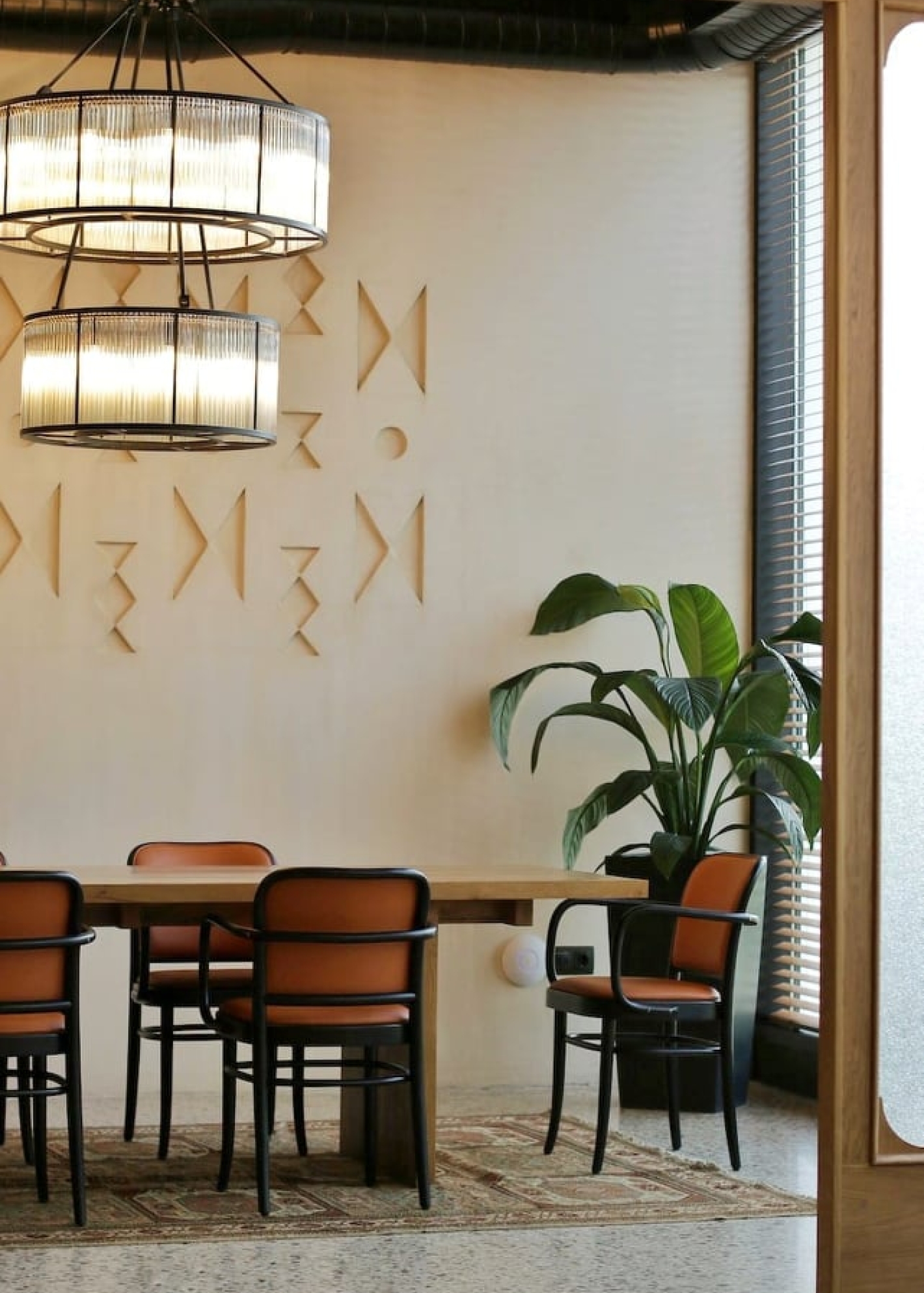 reference-ORO_restaurant_TON_low-res (14)