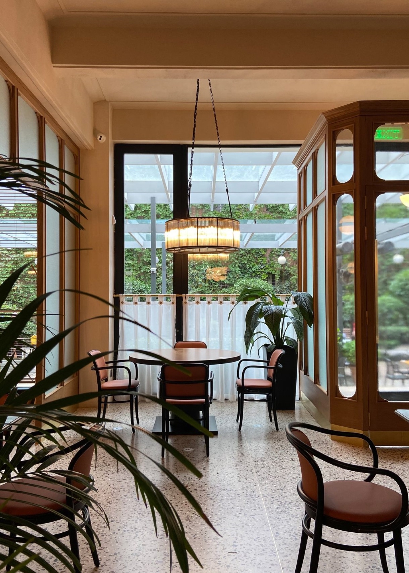 reference-ORO_restaurant_TON_low-res (3)