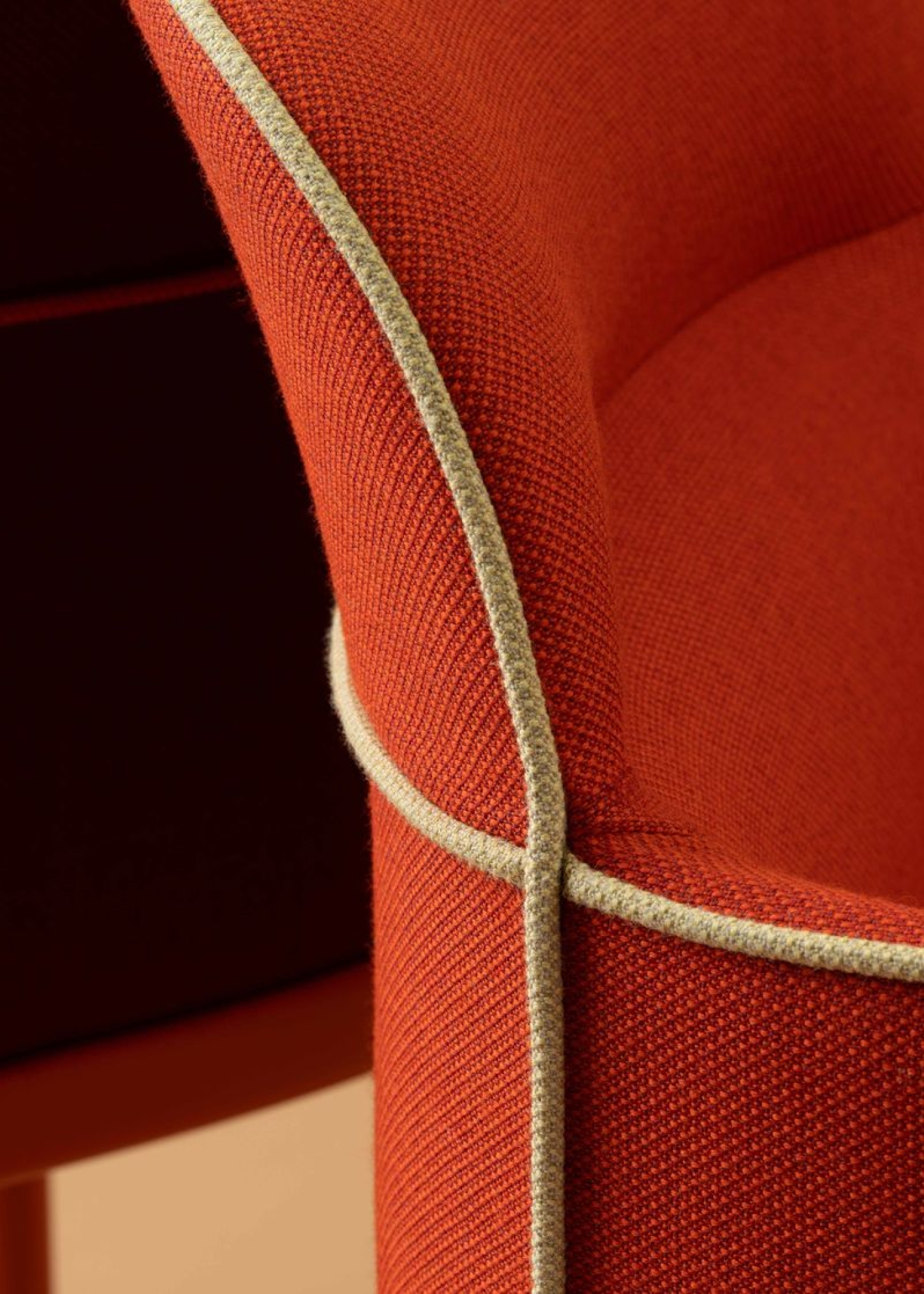 ton-product-armchair-suavida-3